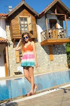 Koyevi Hotel 3*